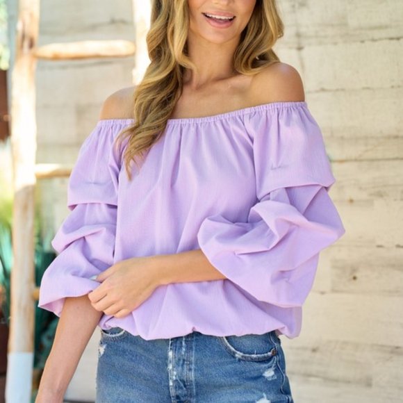 Hailey & Co. Tops - Purple puffed Sleeve shoulder top